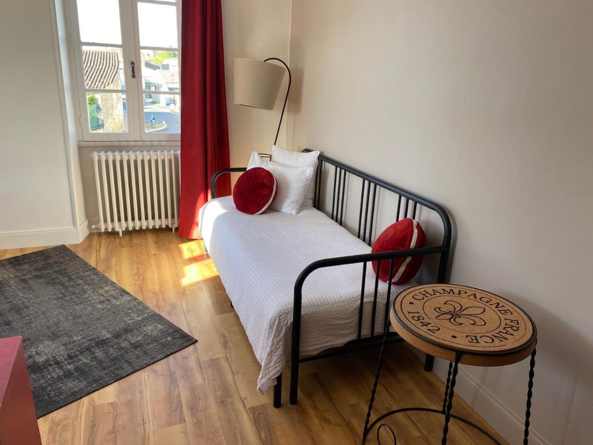 Bed and Breakfast La Rochelle Et L'Aunis Saint-Sauveur-d'Aunis Exteriér fotografie